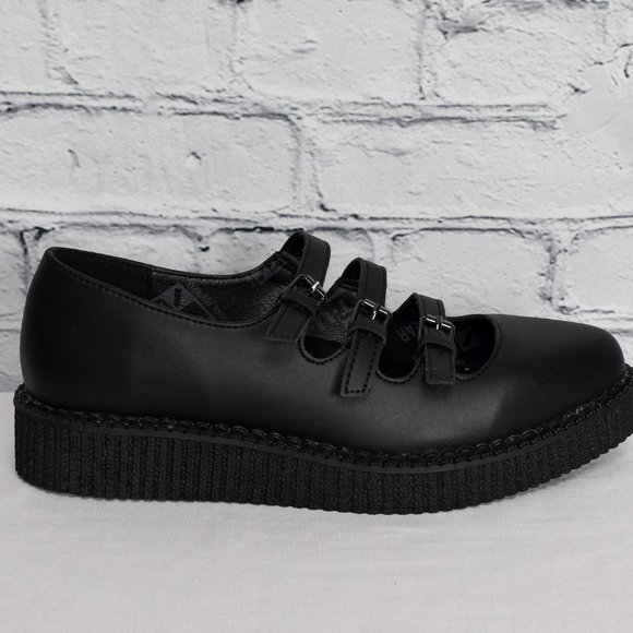 NEW IN BOX T.U.K. Footwear Women's Black TUKskin Pointed 3-Strap Mary Jane Shoes - Picture 6 of 8